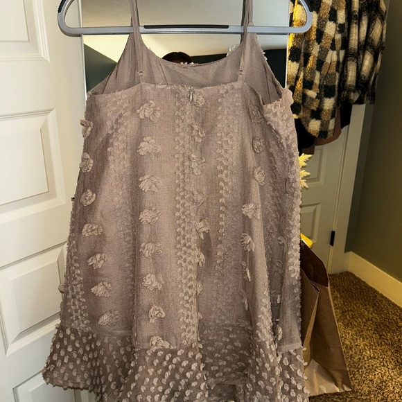 Simplee Beige Mini Dress - Picture 5 of 6